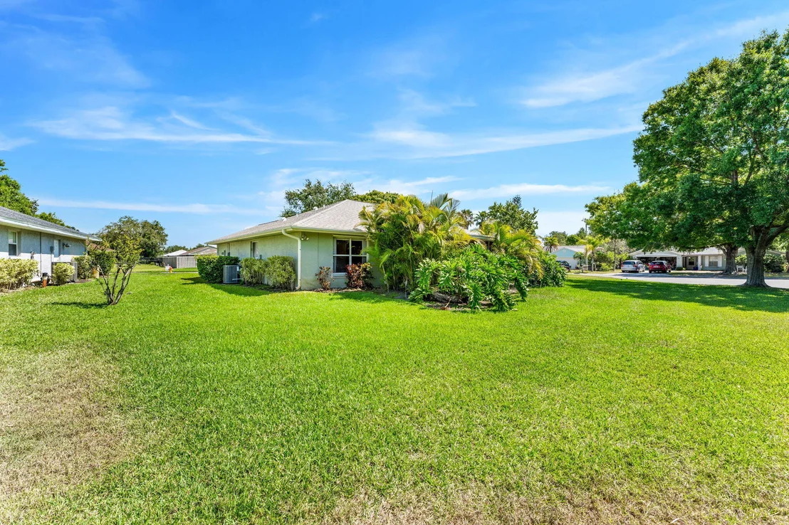 Photo of 1412 Casa Road