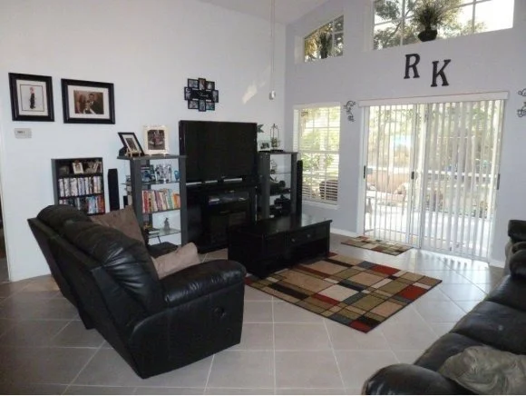 Photo of 4815 Ancona