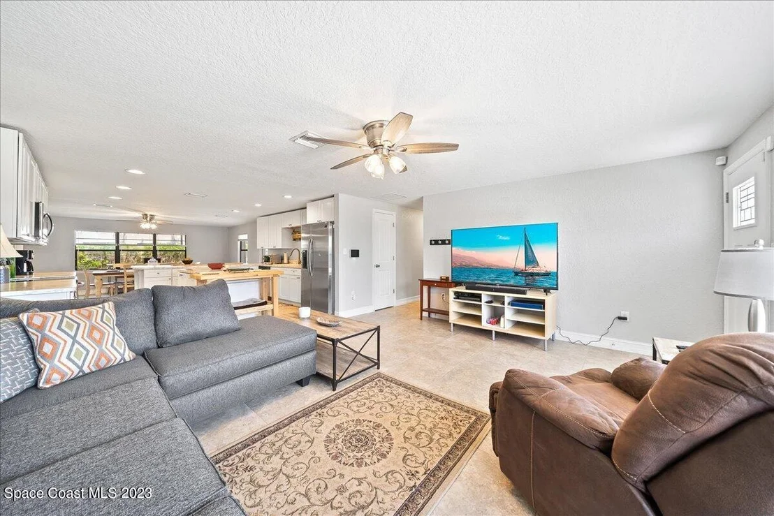 Photo of 1236 Sunwood Drive