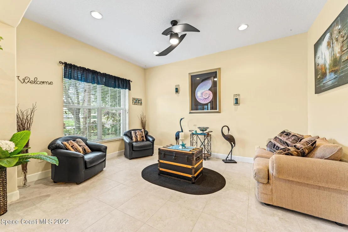 Photo of 1358 Centennial Way