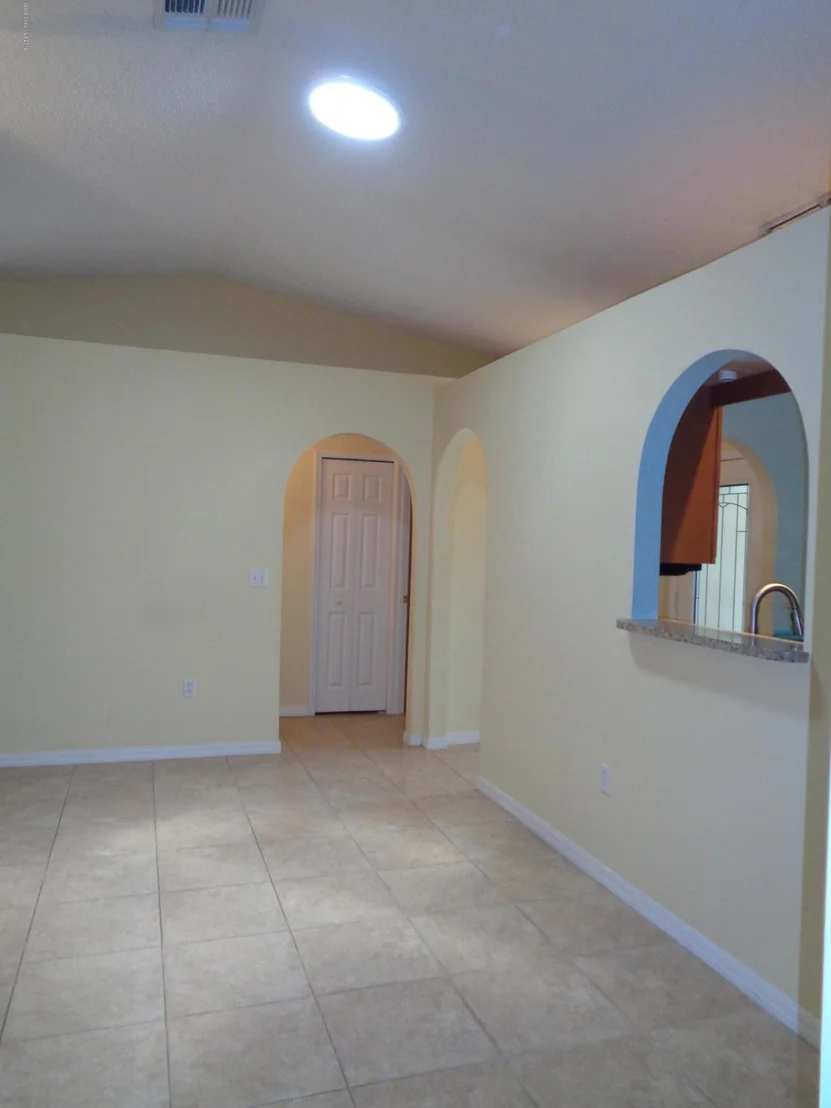Photo of 2141 NE Spring Creek Circle
