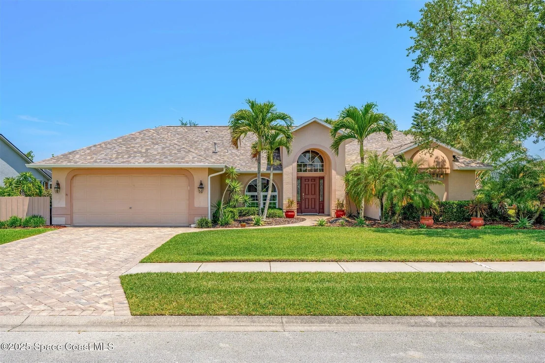 Photo of 952 Wildwood Drive