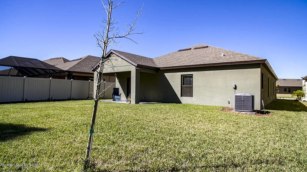 Photo of 803 Musgrass Circle