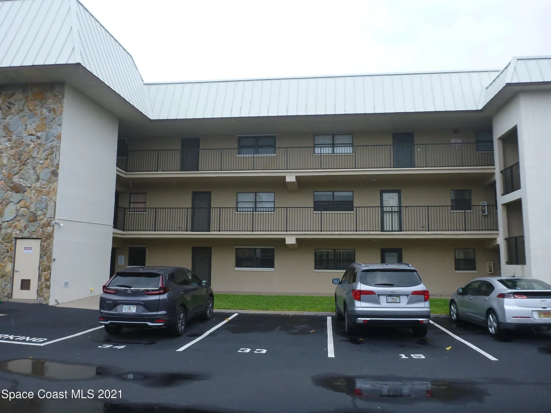 Photo of Unit 1033 at 315 Tangle Run Boulevard
