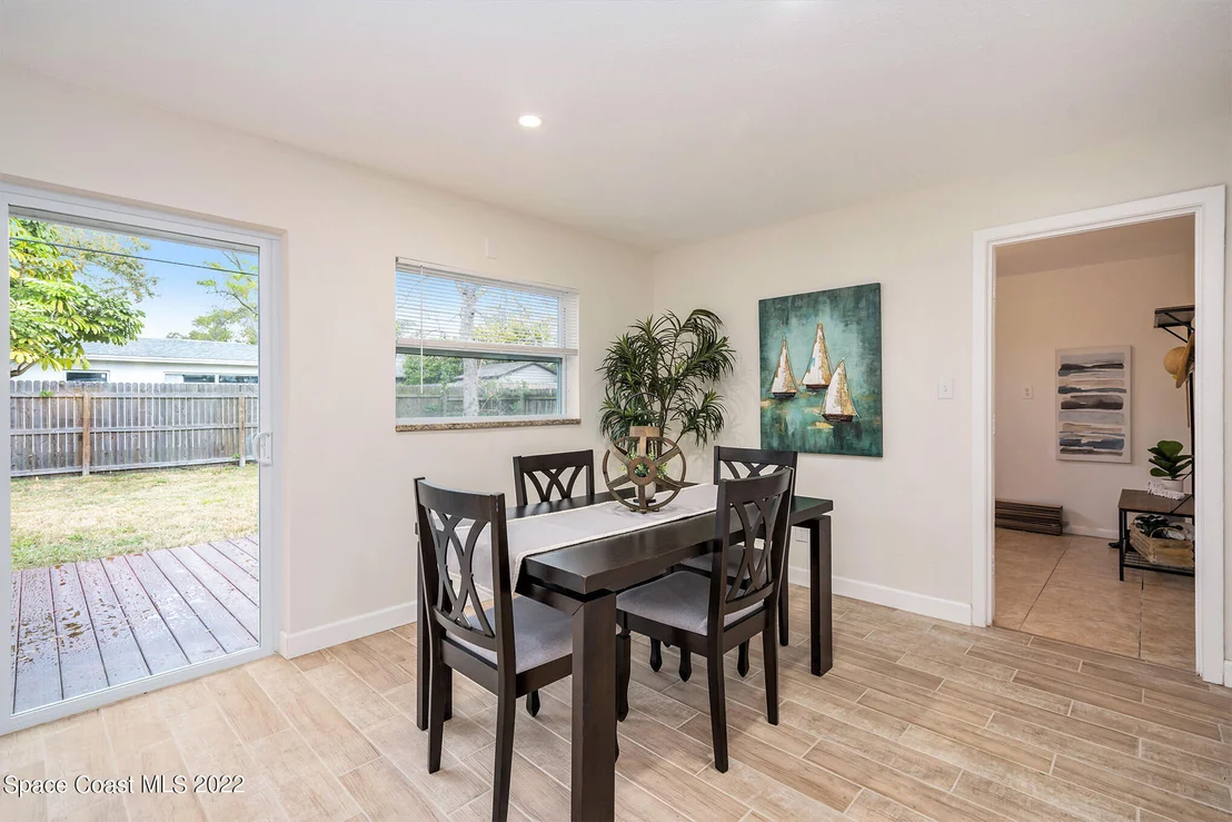 Photo of 938 Lexington Road