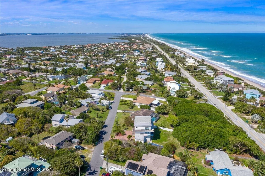 Photo of 5135 Palm Drive