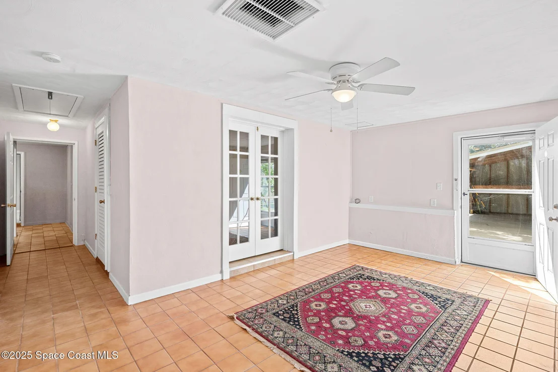 Photo of 2902 Emory Street