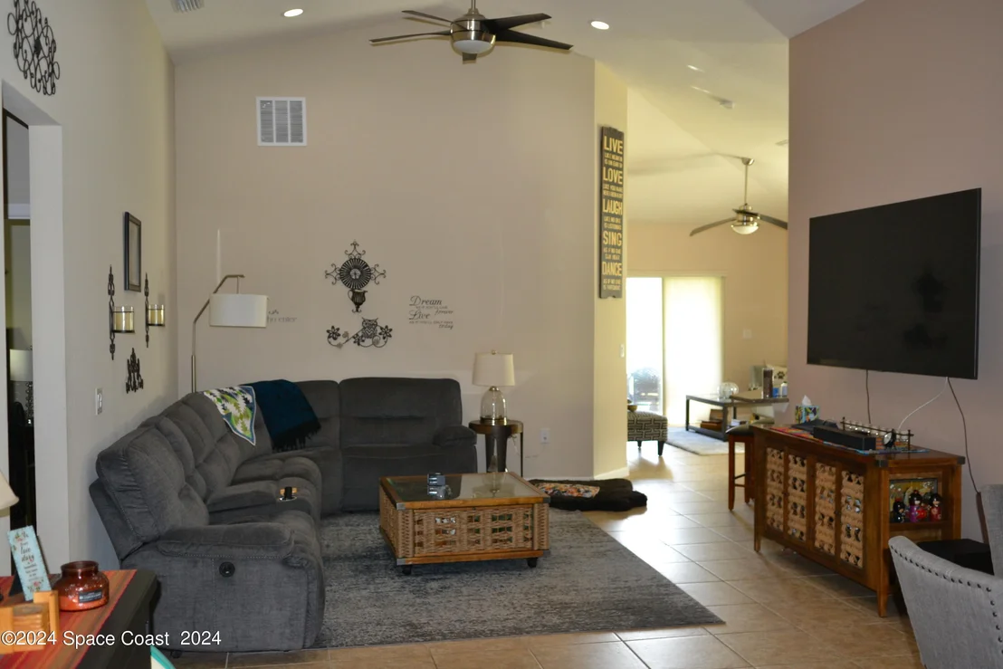 Photo of 1286 Sangria Circle