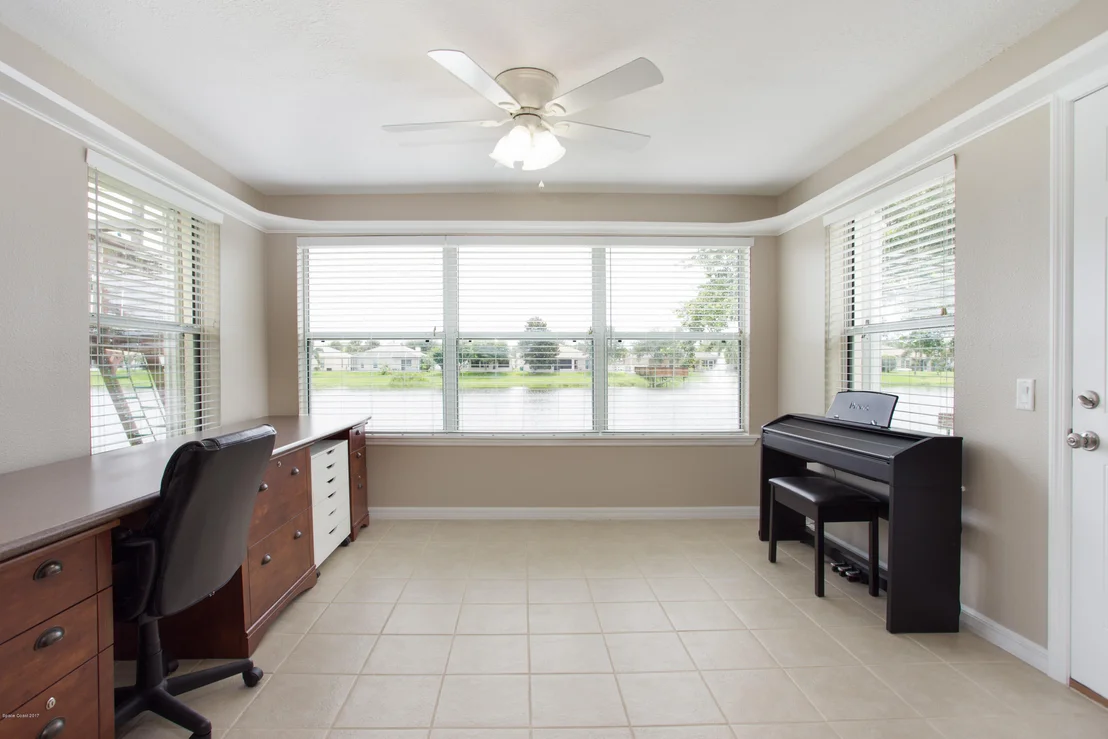 Photo of 499 Benton Drive