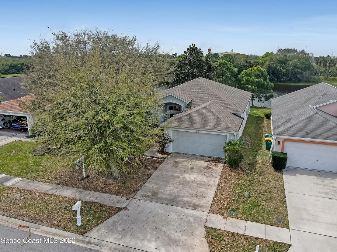 Photo of 8041 Bracken Lane
