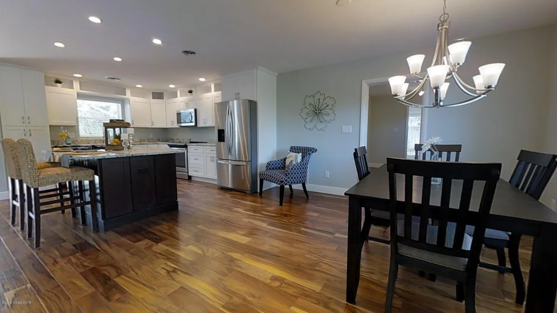 Photo of 130 Tenth Avenue