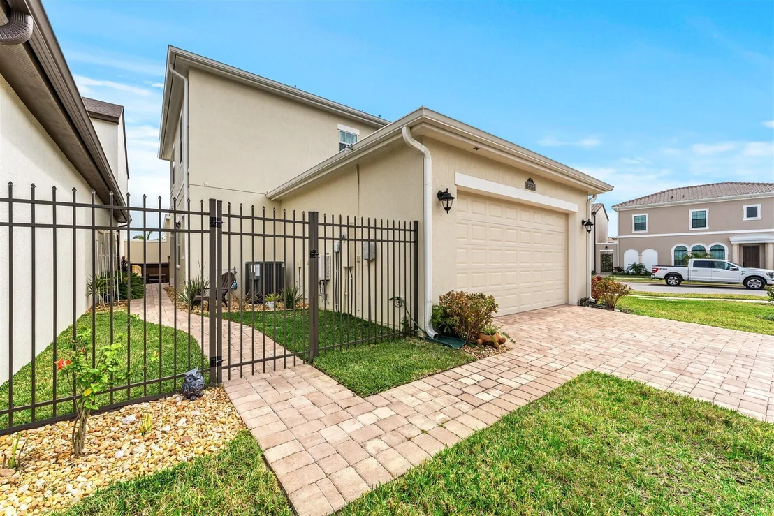 Photo of 8078 Gullen Drive