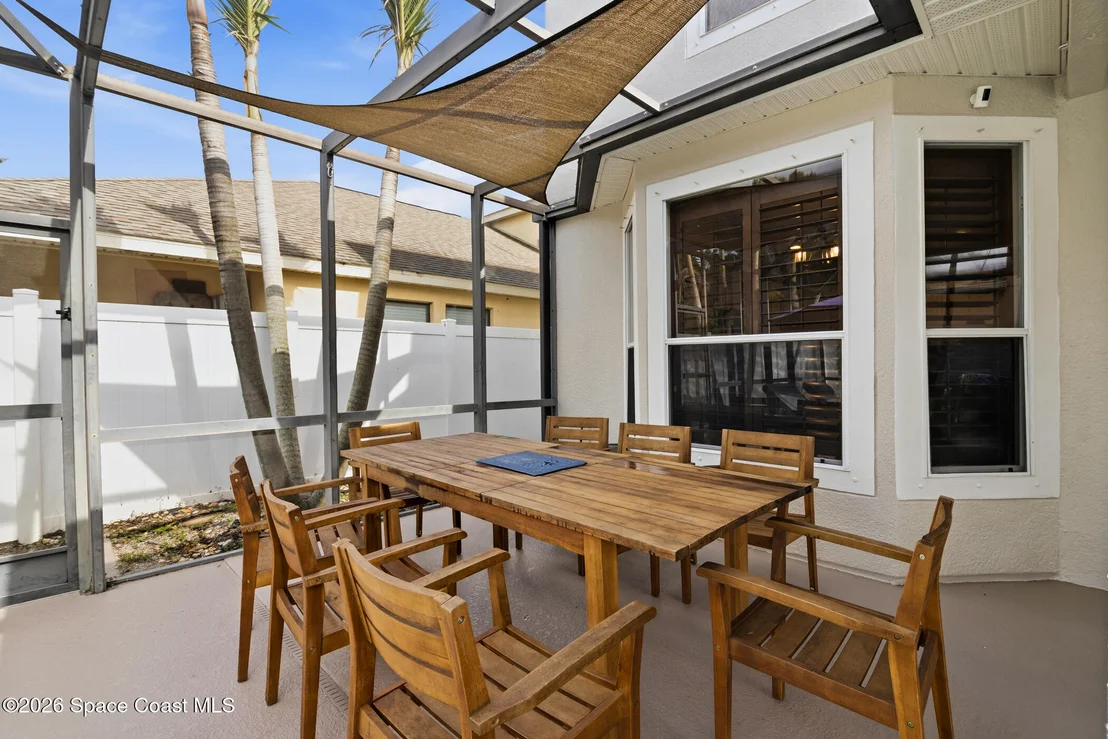 Photo of 1400 Bourke Lane