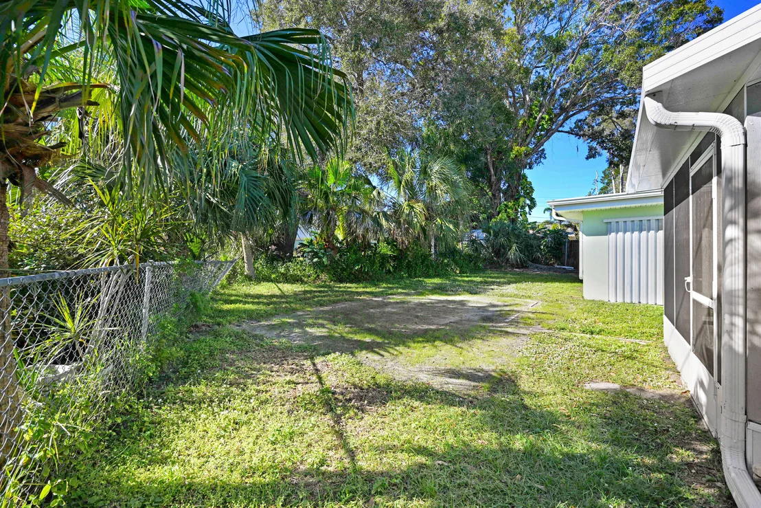 Photo of 2312 Saint Andrews Circle