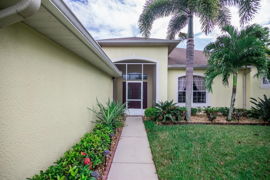 Photo of 3860 Waterford Drive