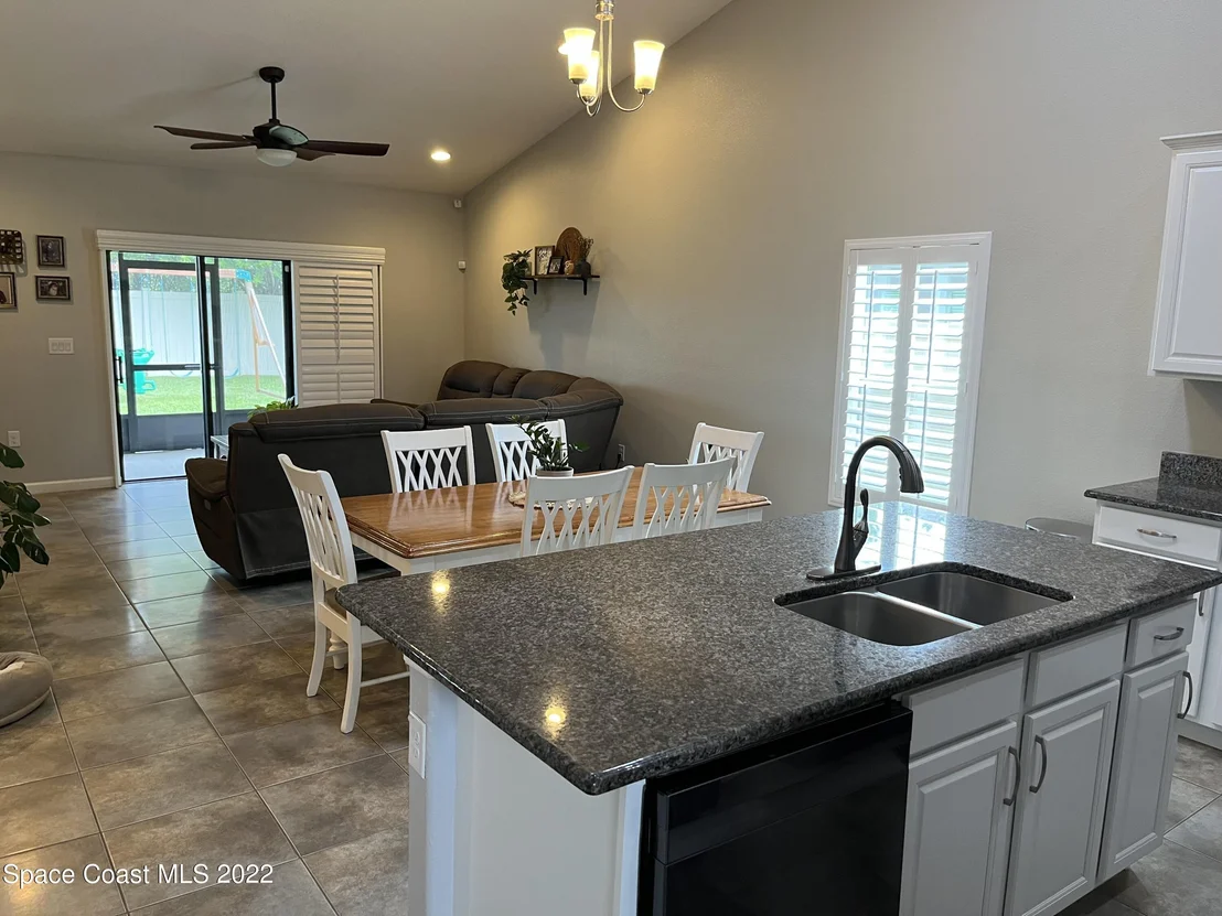 Photo of 800 Fiddleleaf Circle