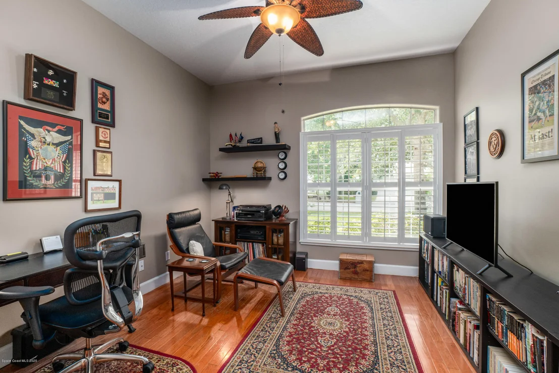 Photo of 702 Sanderling Drive
