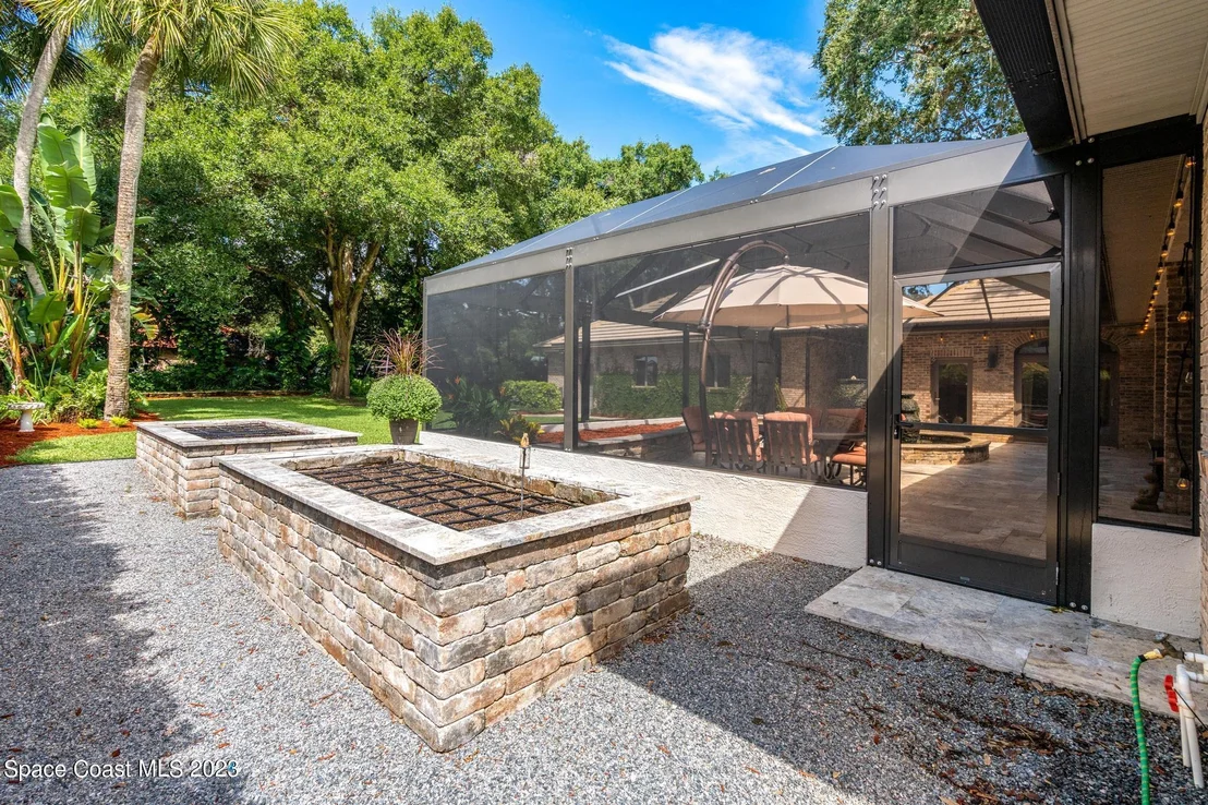 Photo of 1421 Rockledge Drive