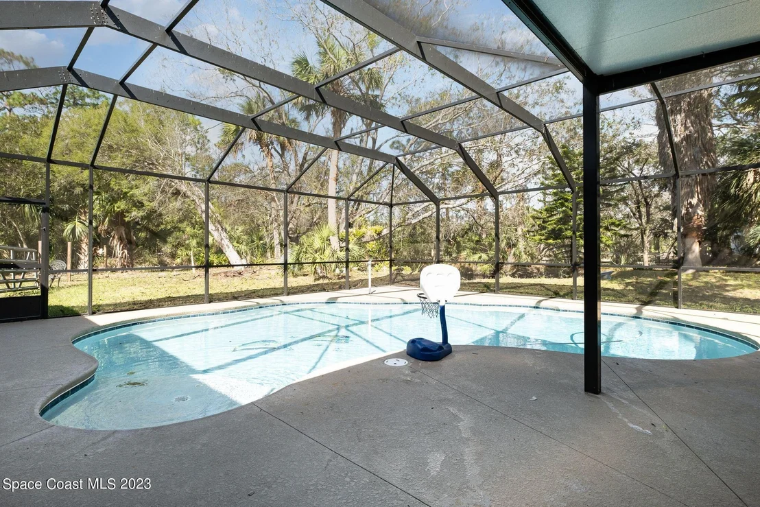 Photo of 2160 Valkaria Road