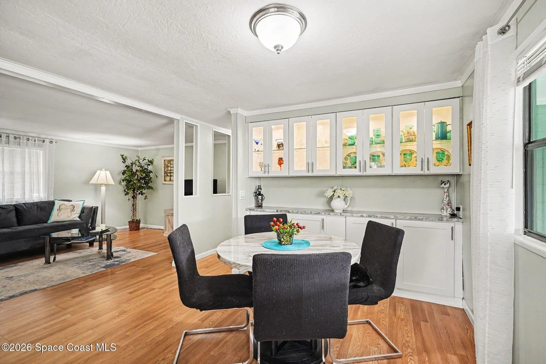 Photo of 4442 Twin Lakes Drive