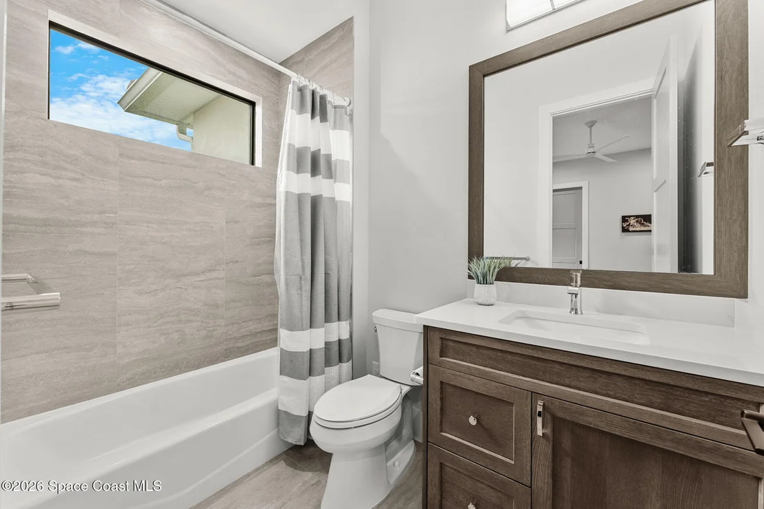 Photo of 3739 Lake Adelaide Place