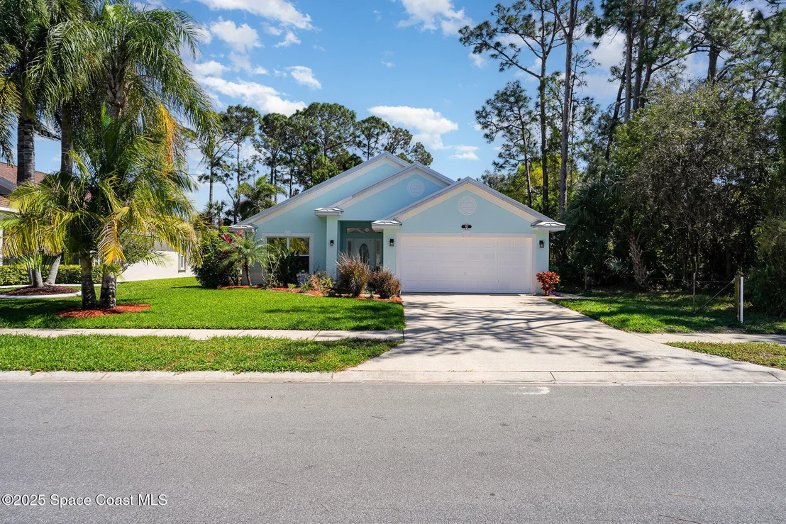 Photo of 915 Sedgewood Circle