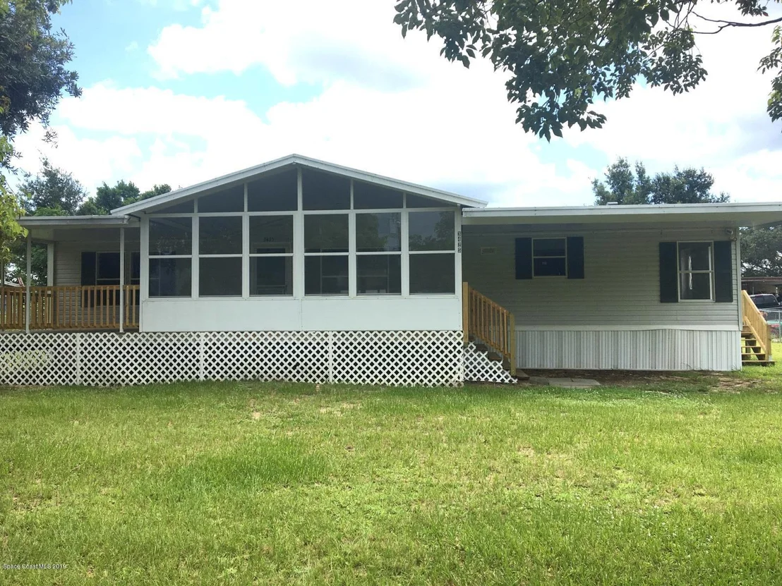 Photo of 3425 Turnbull Road
