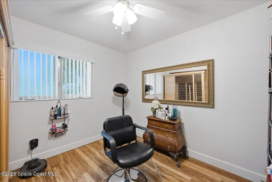 Photo of 2511 Stanford Drive N