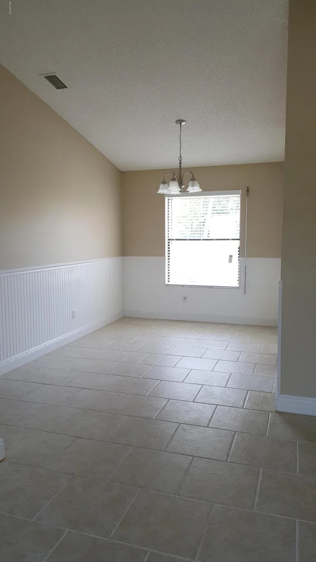 Photo of 734 Boc Circle NW