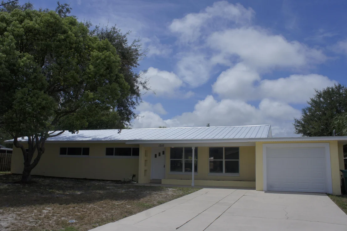 Photo of 1310 Sun Circle E