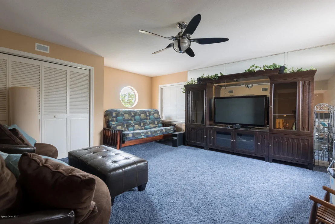 Photo of 719 Nightingale Drive