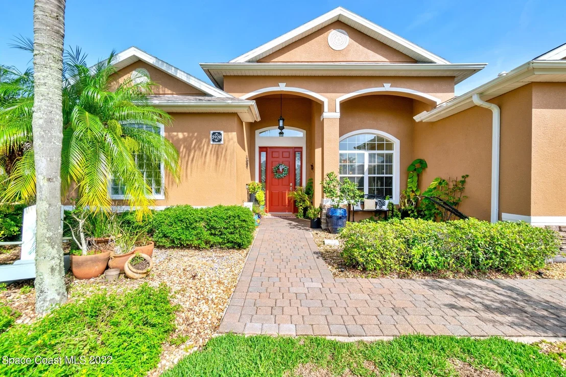 Photo of 5920 Rusack Drive