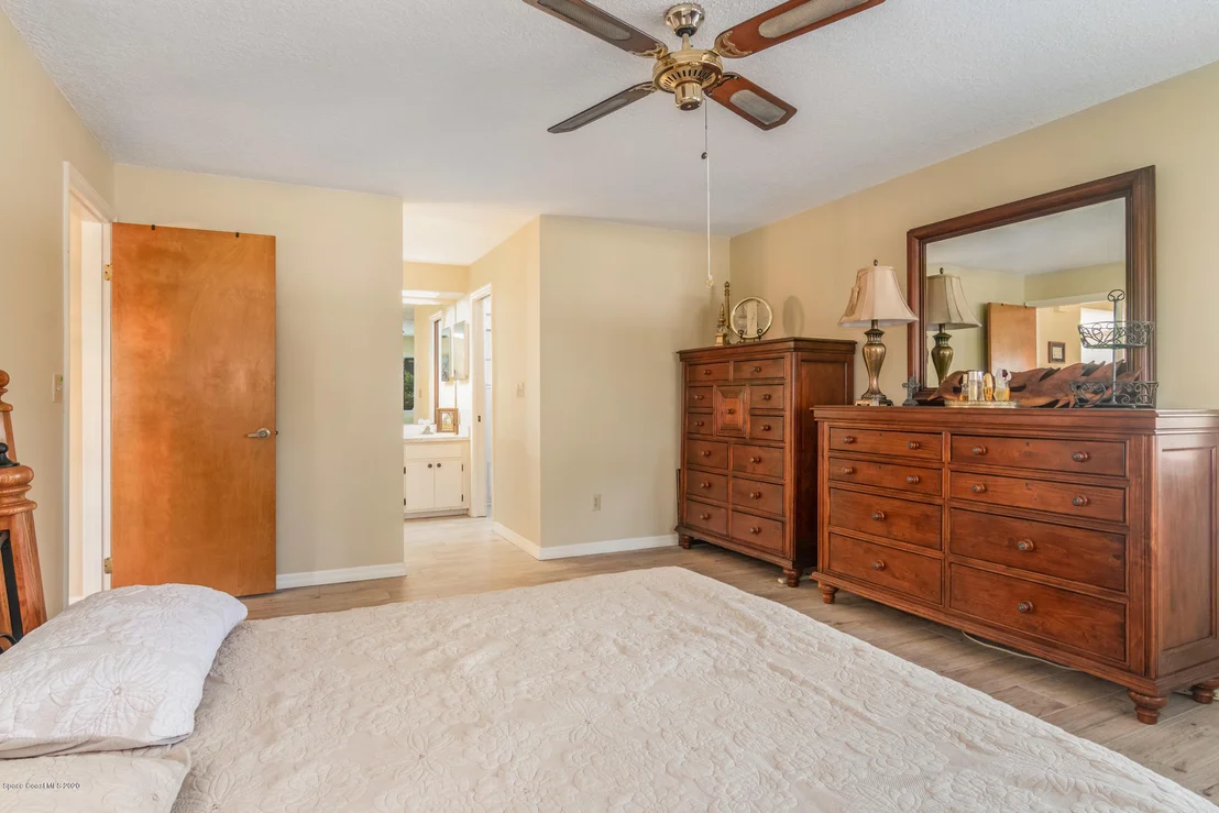 Photo of 1204 Foxfire Court