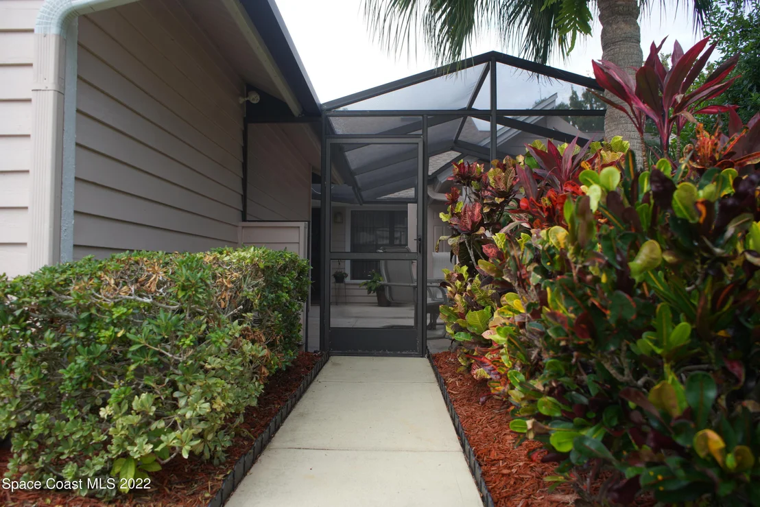 Photo of 854 Ridge Lake Drive