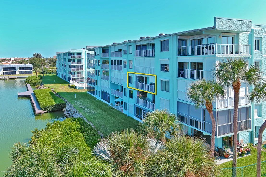 Photo of Unit 1302 at 1700 Commodore Boulevard
