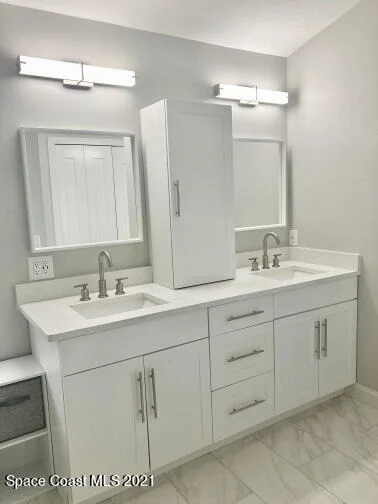 Photo of 3937 Saint Armens Circle