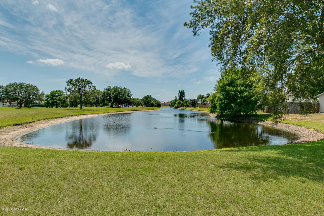 Photo of 1867 Crane Creek Boulevard