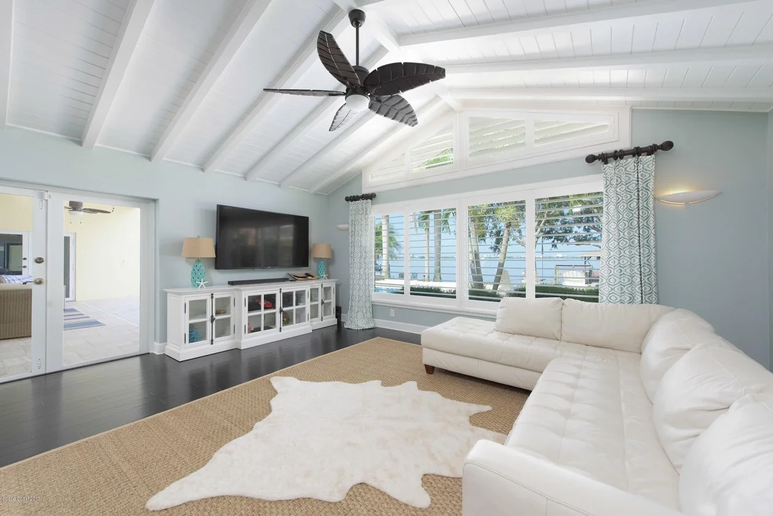 Photo of 1745 Shore View Drive