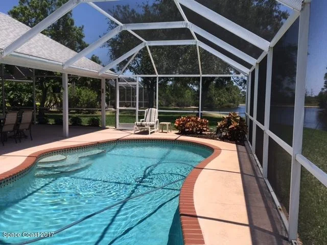 Photo of 755 Thrasher Drive