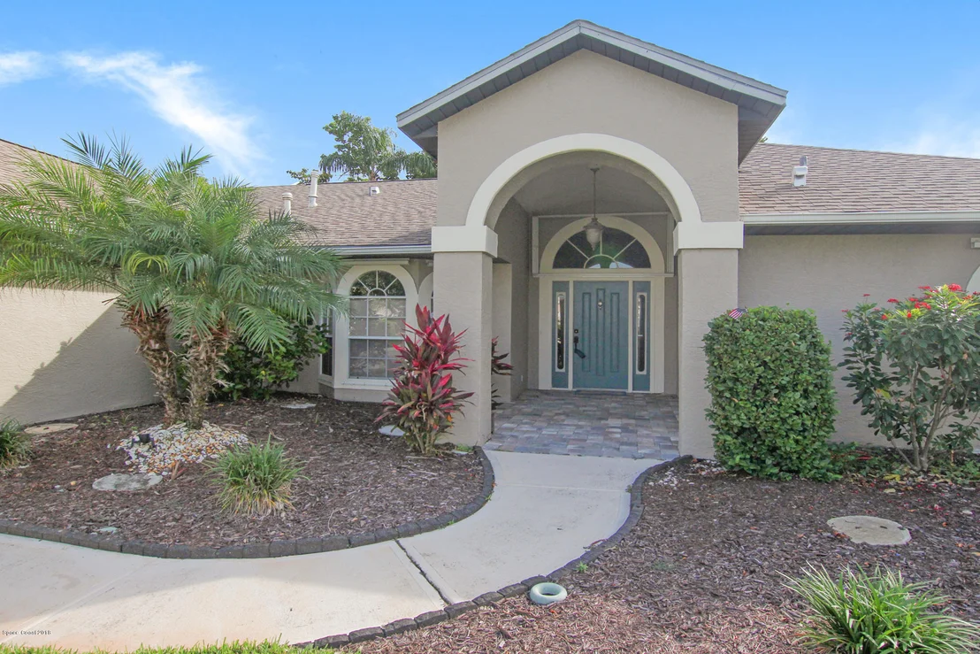 Photo of 971 Somerset Lane