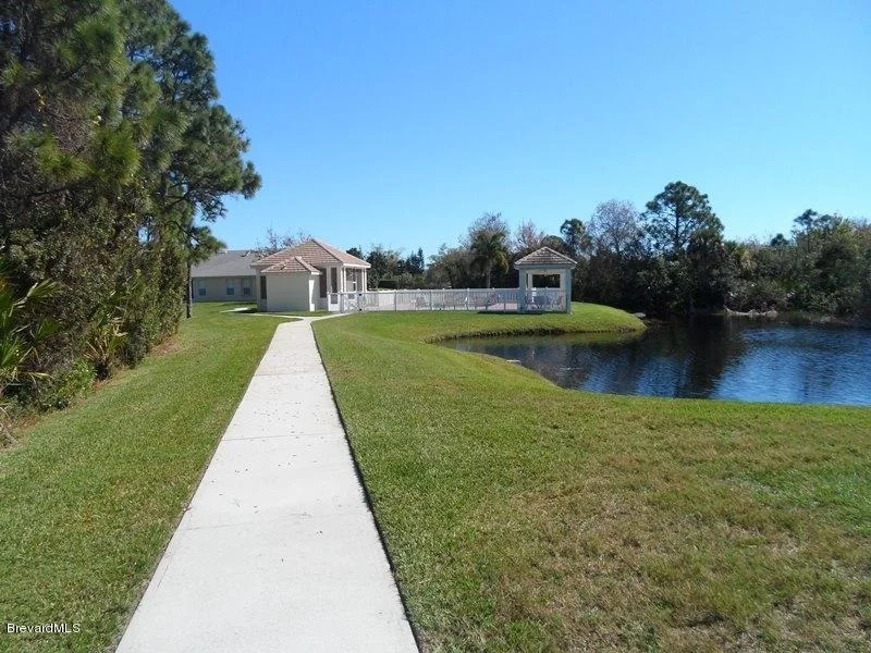 Photo of 406 Haley Court