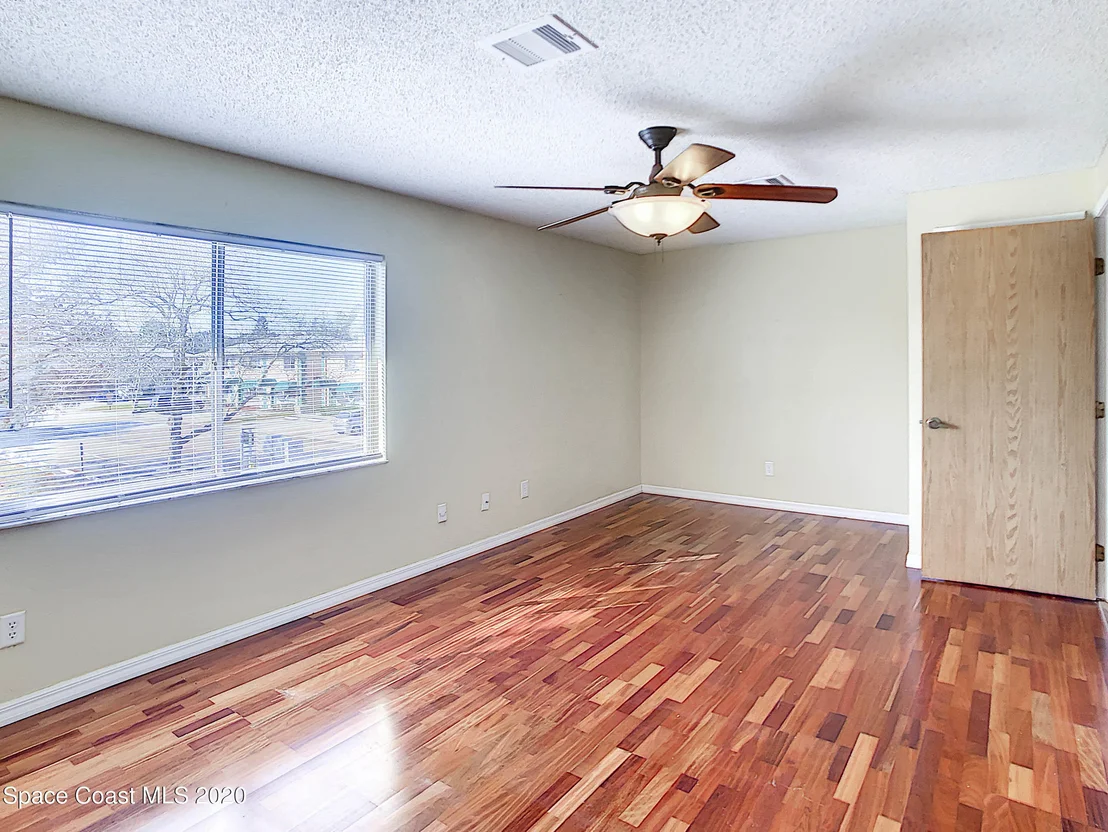 Photo of Unit 44 at 1882 Murrell Road