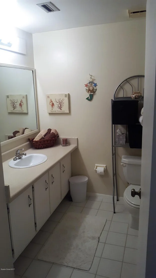 Photo of 787 Apollo Circle NE