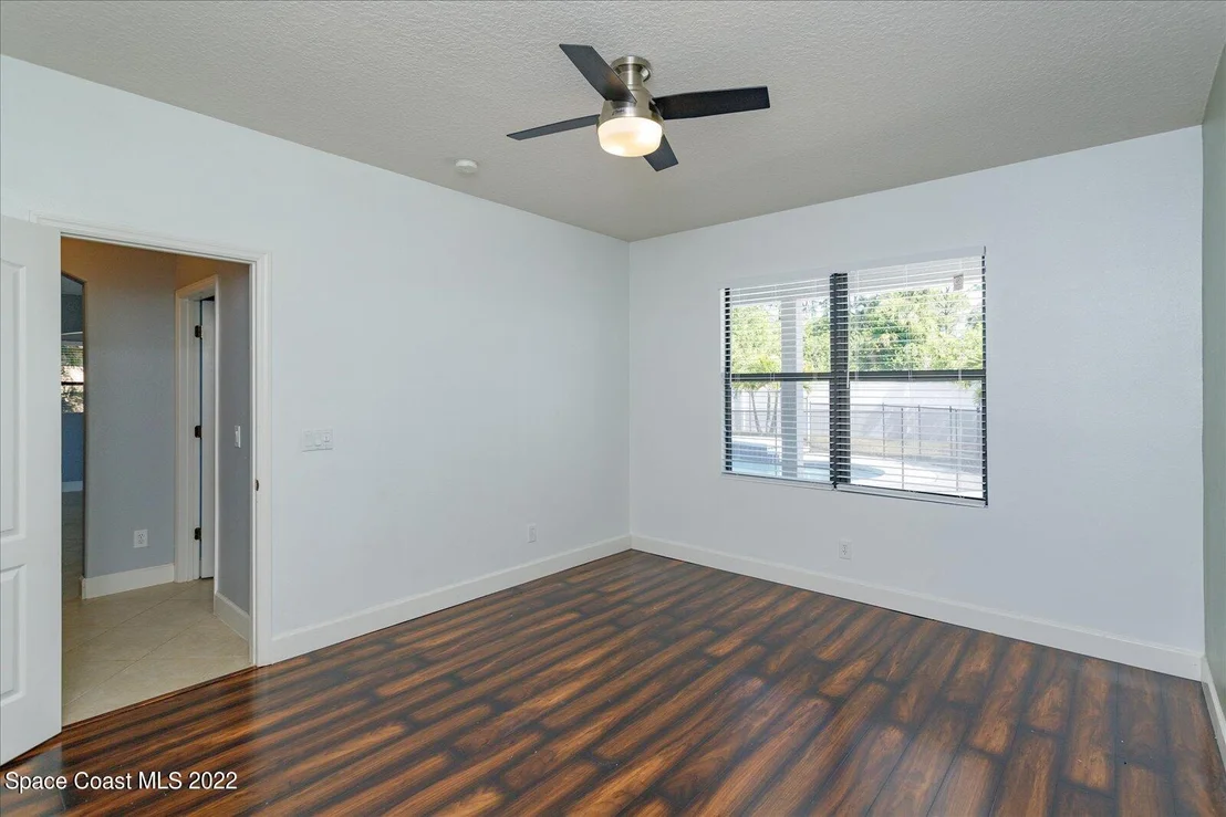 Photo of 1480 Talon Way