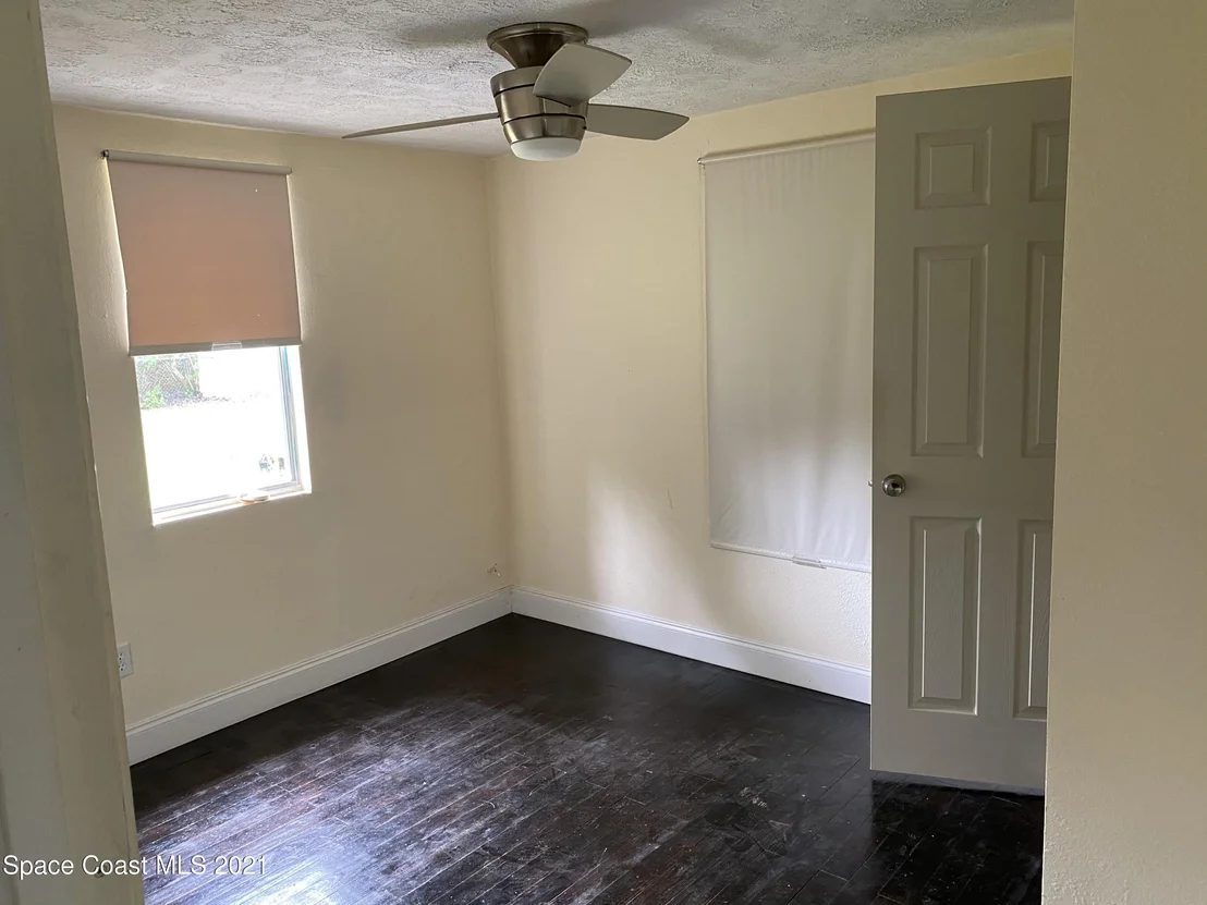 Photo of 2526 2nd Avenue NE