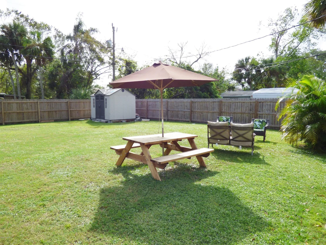Photo of 2525 N Palm Drive N