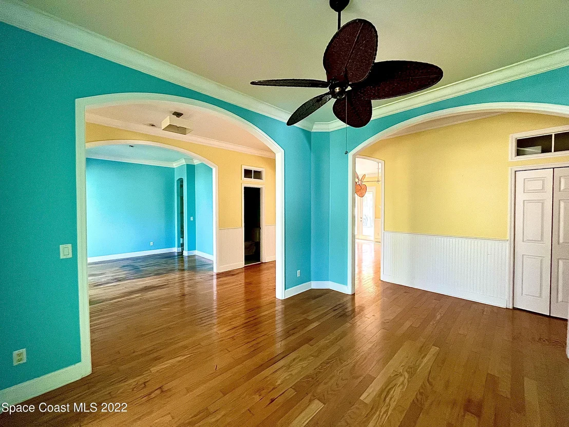 Photo of 202 Waterside Drive