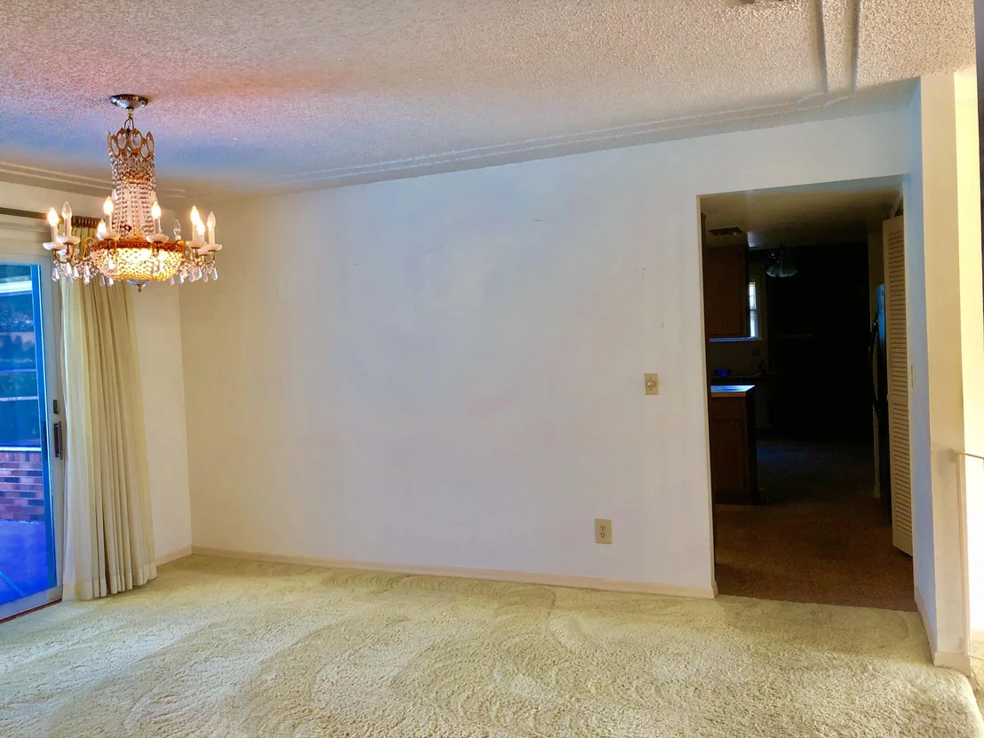 Photo of 1481 Meadowbrook Road NE