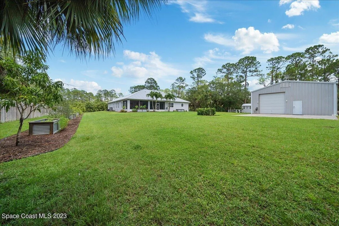 Photo of 3864 Reynolds Road