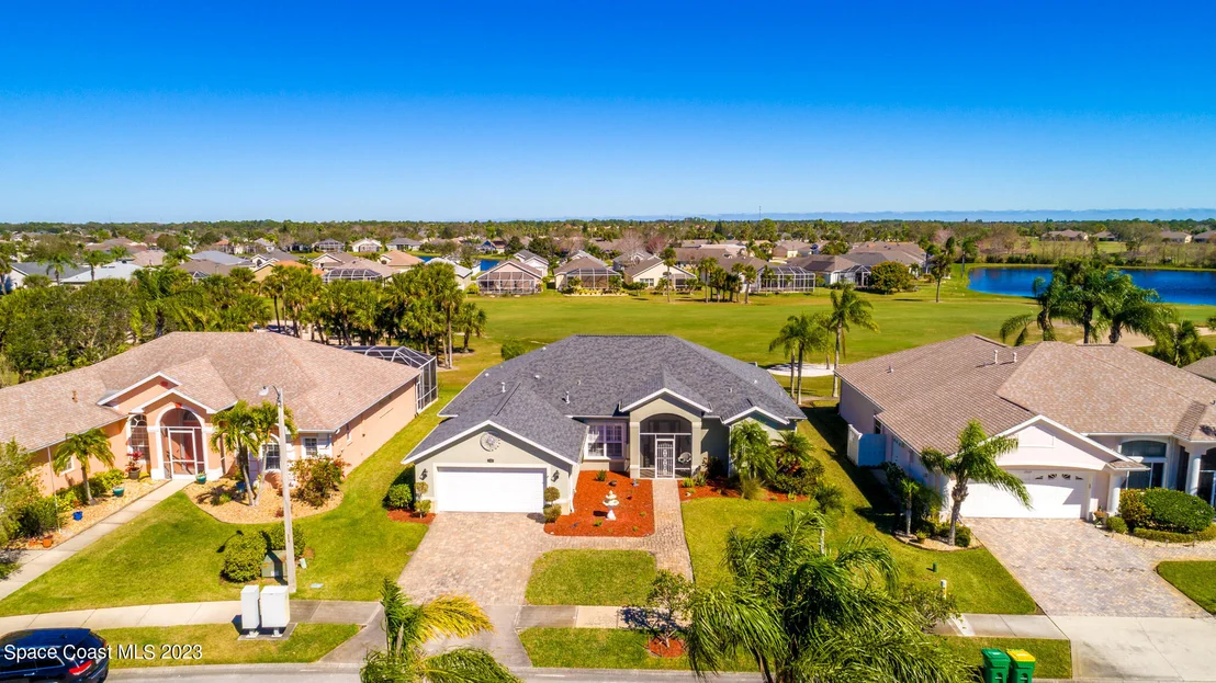 Photo of 2563 Canterbury Circle